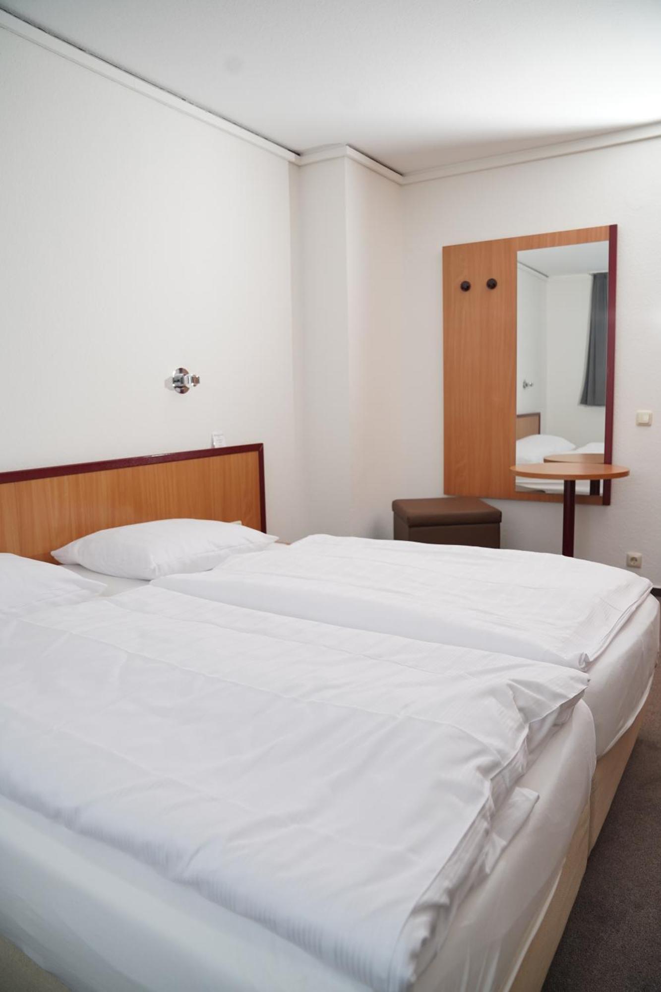 Hotel Am Hillegosser Hof Bielefeld Eksteriør billede